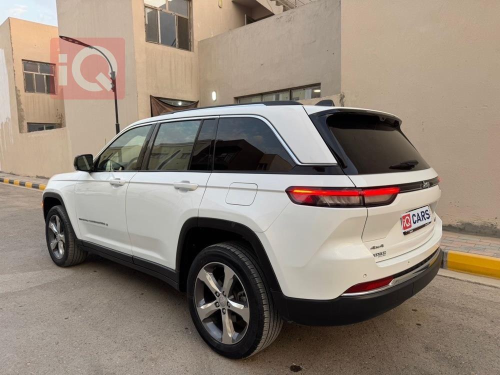 جيب جراند شيروكي